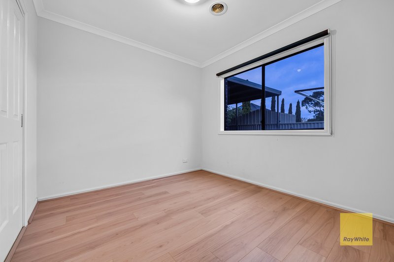Photo - 1/6 Corrib Court, Melton West VIC 3337 - Image 11