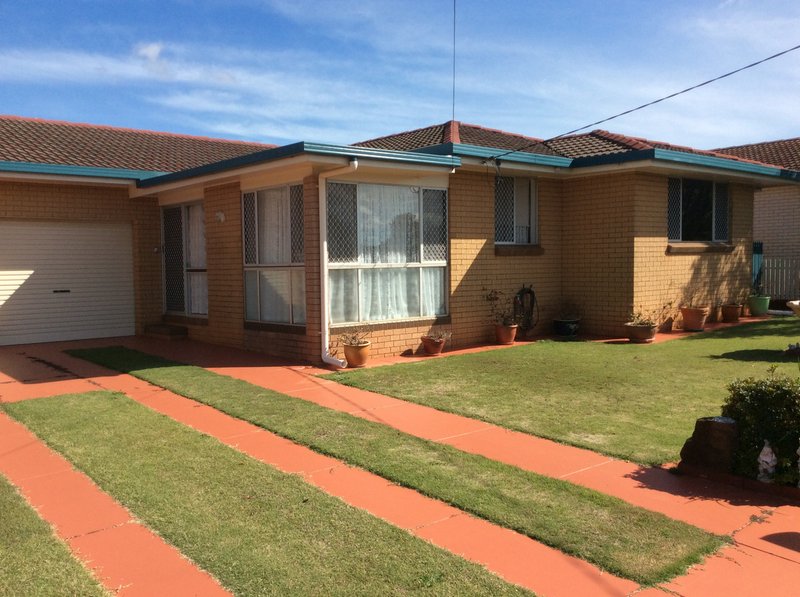 Photo - 16 Corriedale Crescent, Harristown QLD 4350 - Image 1