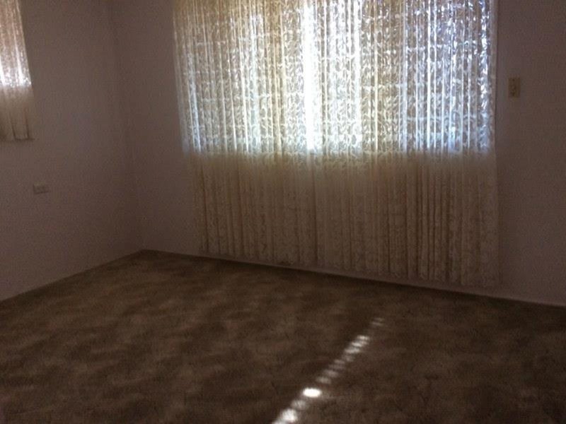 Photo - 16 Corriedale Crescent, Harristown QLD 4350 - Image 7