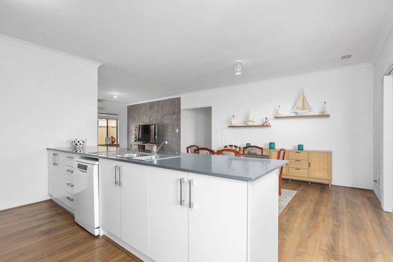 Photo - 16 Corsica Way, Coogee WA 6166 - Image 6