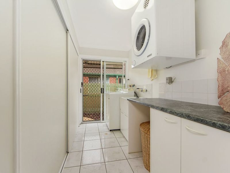 Photo - 16 Cowell Drive, Burleigh Heads QLD 4220 - Image 15