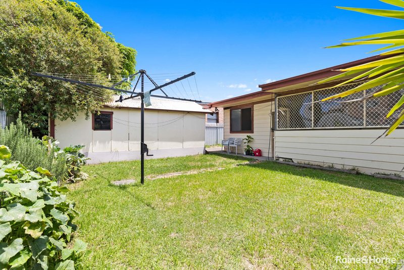 Photo - 16 Cowper Street, Georgetown NSW 2298 - Image 11