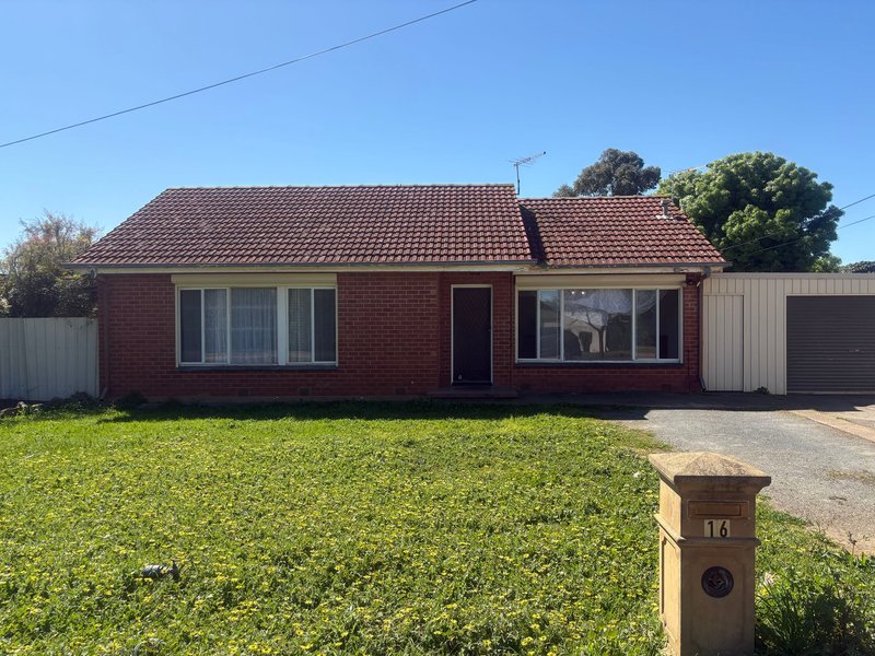 Photo - 16 Crabb Road, Smithfield Plains SA 5114 - Image 2