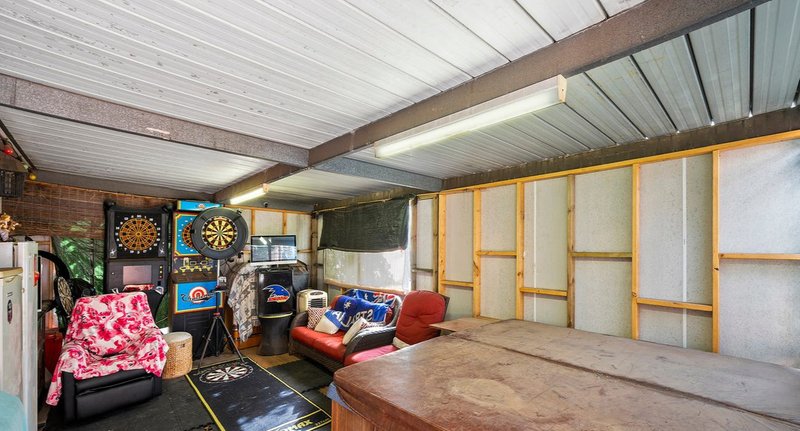 Photo - 16 Crabb Road, Smithfield Plains SA 5114 - Image 11