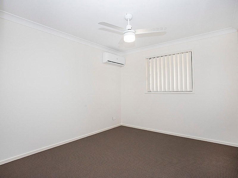 Photo - 16 Crewes Crescent, Redbank Plains QLD 4301 - Image 4