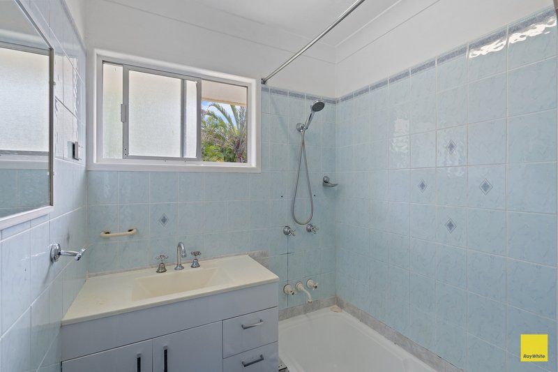 Photo - 16 Crown Road, Alexandra Hills QLD 4161 - Image 7