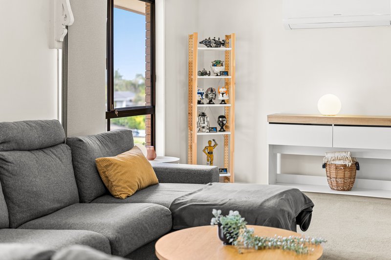 Photo - 16 Cudal Street, Shailer Park QLD 4128 - Image 4