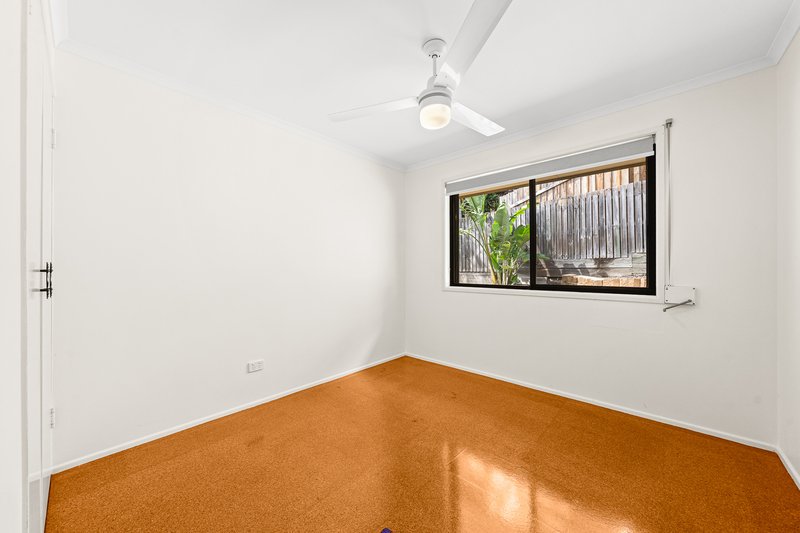 Photo - 16 Cudal Street, Shailer Park QLD 4128 - Image 11