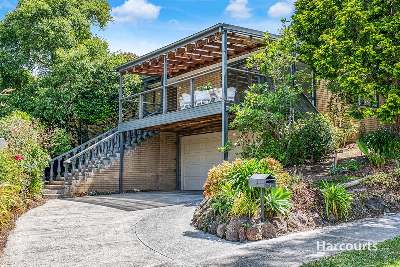 16 Culbara Drive, Vermont VIC 3133