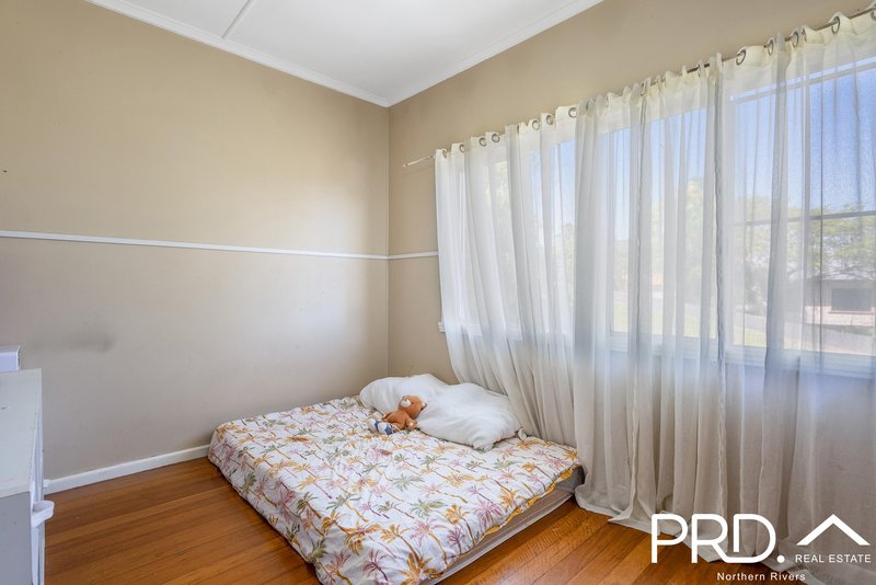 Photo - 16 Cumbrae Avenue, Lismore NSW 2480 - Image 10