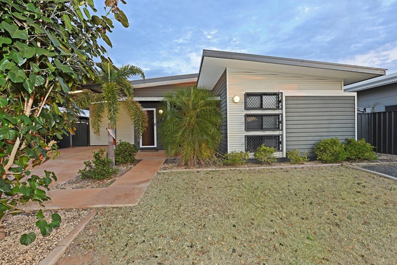 16 Curlew Street, Baynton WA 6714