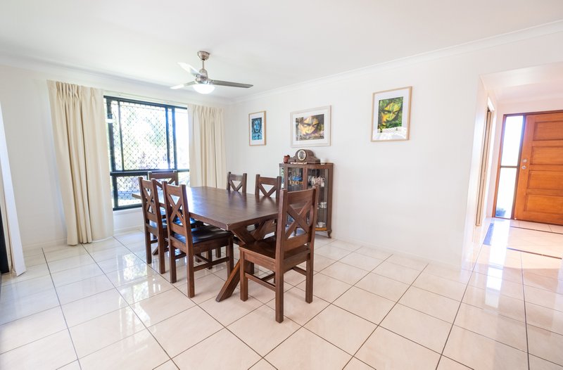 Photo - 16 Cycad Court, Norman Gardens QLD 4701 - Image 5