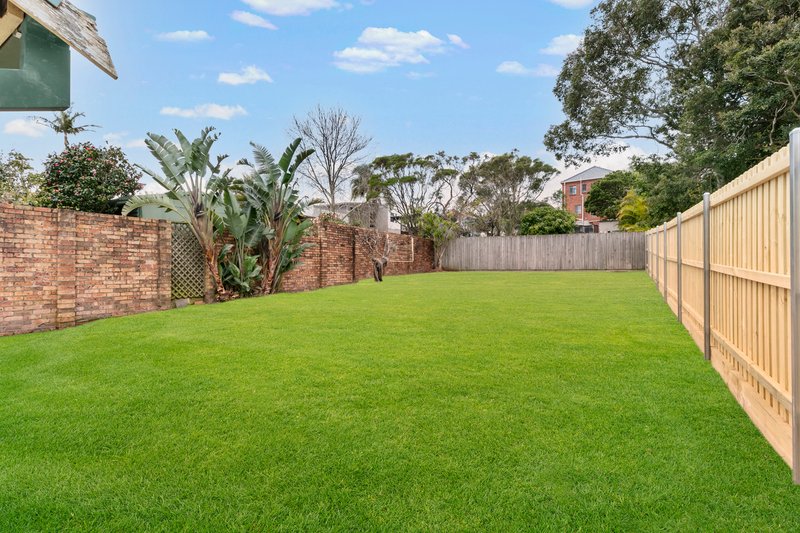 Photo - 16 Daisy Street, Dee Why NSW 2099 - Image 6