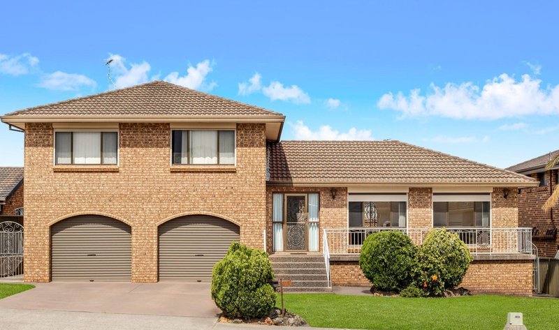 16 Dakota Drive, Bossley Park NSW 2176