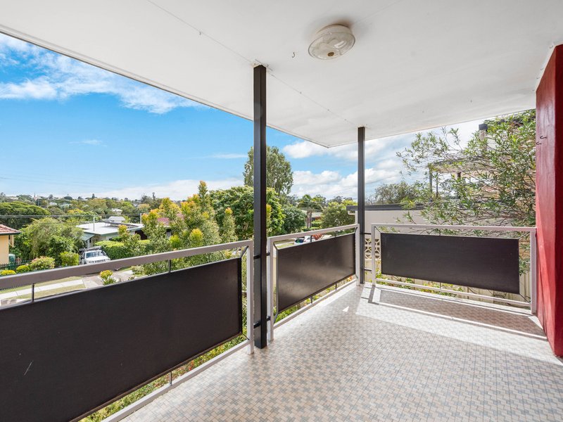 Photo - 16 Dalgety Street, Mount Gravatt East QLD 4122 - Image 4