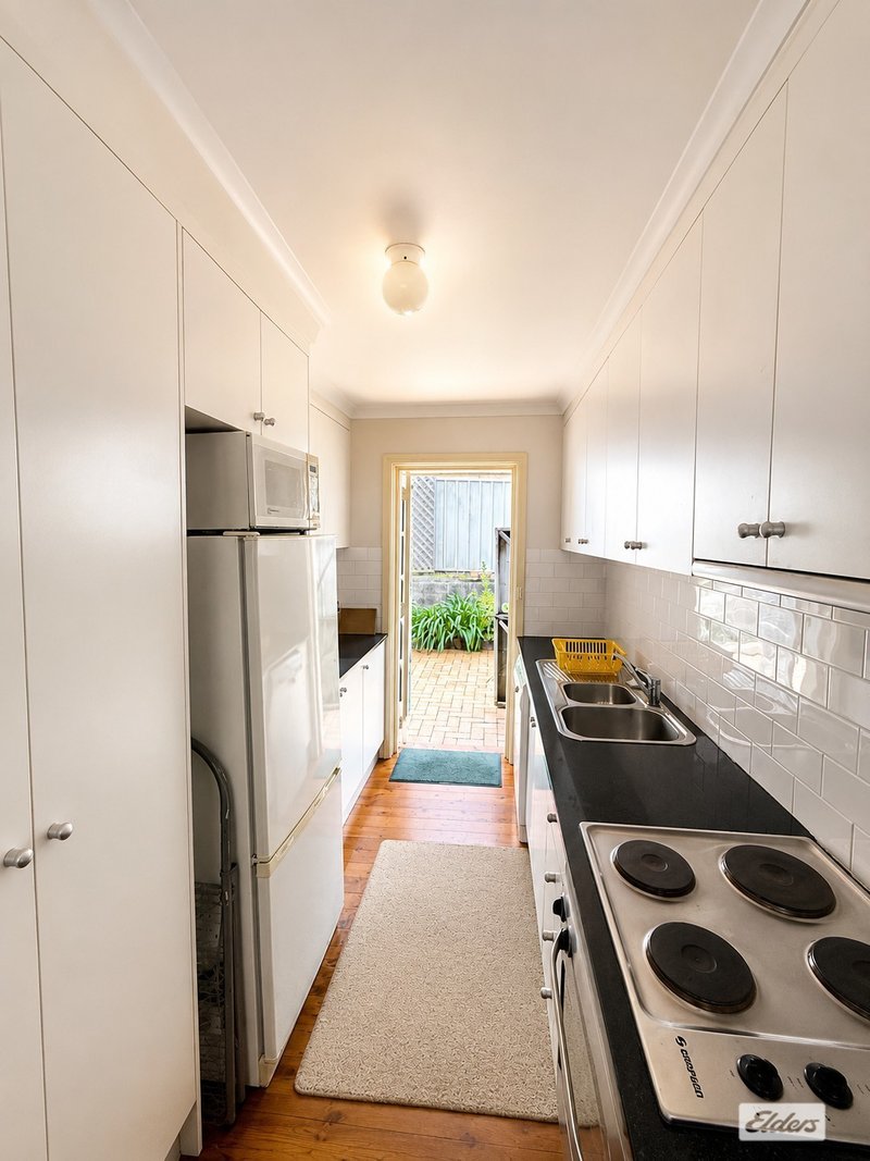 Photo - 1/6 Dallas Street, Keiraville NSW 2500 - Image 4