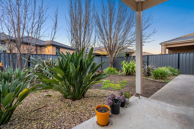 Photo - 16 Darwin Way, Wollert VIC 3750 - Image 10