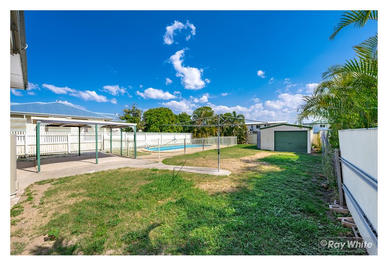 Photo - 16 Davidson Street, Park Avenue QLD 4701 - Image 4