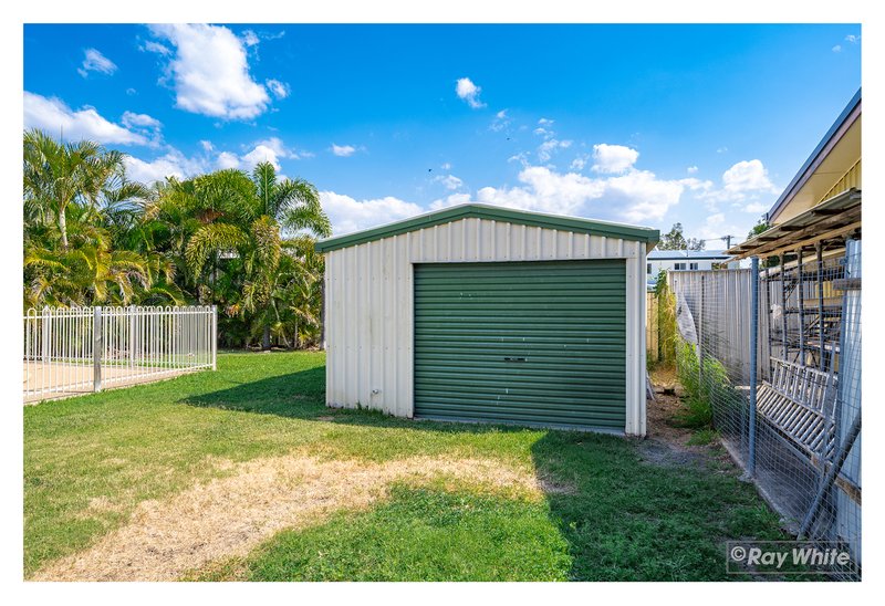 Photo - 16 Davidson Street, Park Avenue QLD 4701 - Image 5