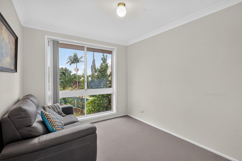 Photo - 16 Day Place, Minto NSW 2566 - Image 8