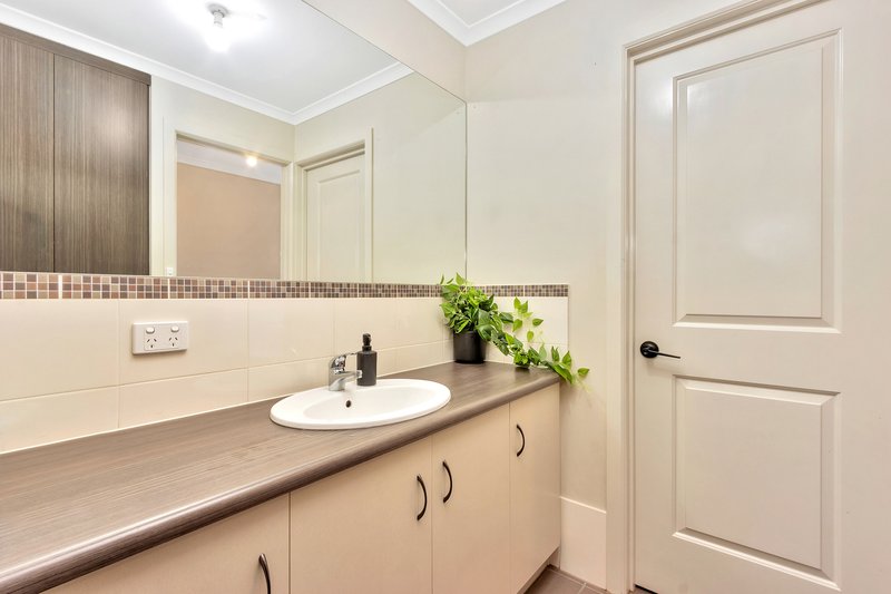 Photo - 16 Dayman Street, Elizabeth Park SA 5113 - Image 14