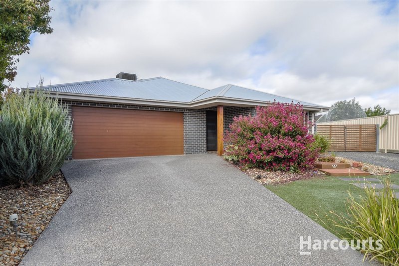 16 Deakin Court, Horsham VIC 3400