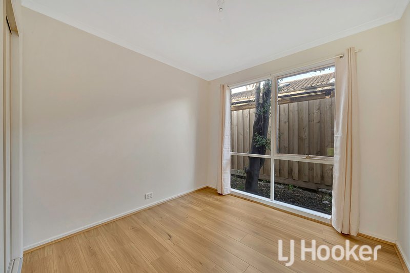 Photo - 16 Dean Court, Cranbourne West VIC 3977 - Image 10