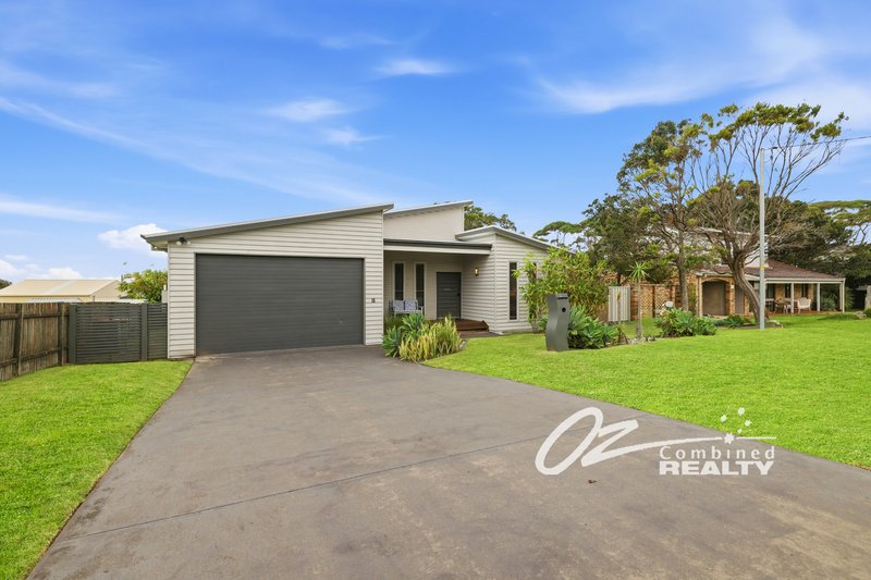 Photo - 16 Deas Thomson Street, Vincentia NSW 2540 - Image 2