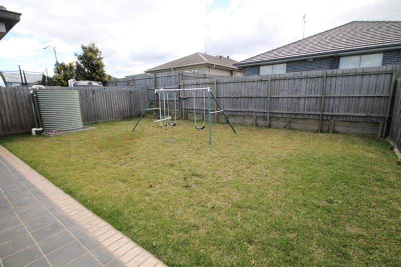 Photo - 16 Delaware St , Spring Farm NSW 2570 - Image 8