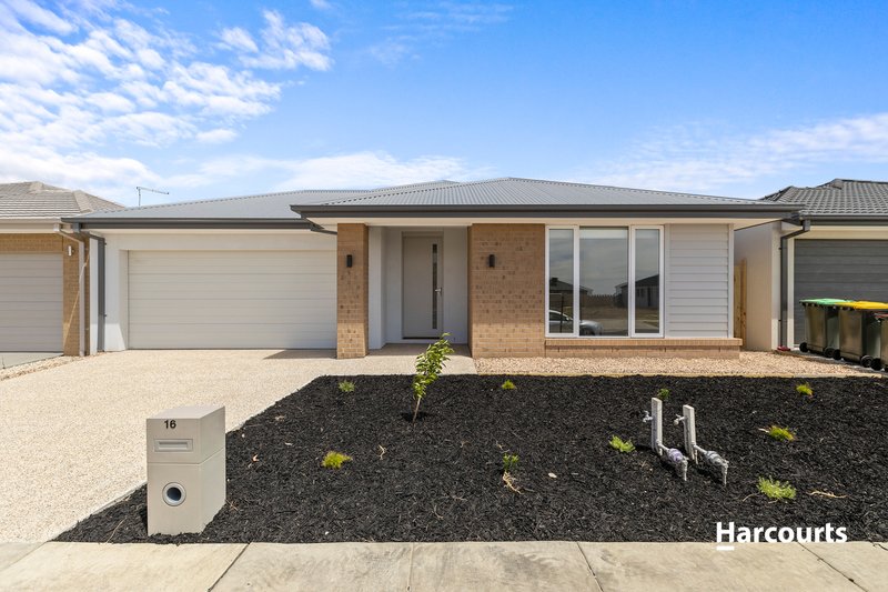 16 Deloraine Street, Armstrong Creek VIC 3217