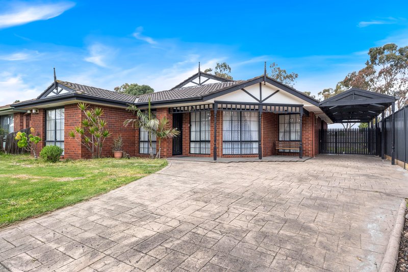 Photo - 16 Dendy Court, Roxburgh Park VIC 3064 - Image 2