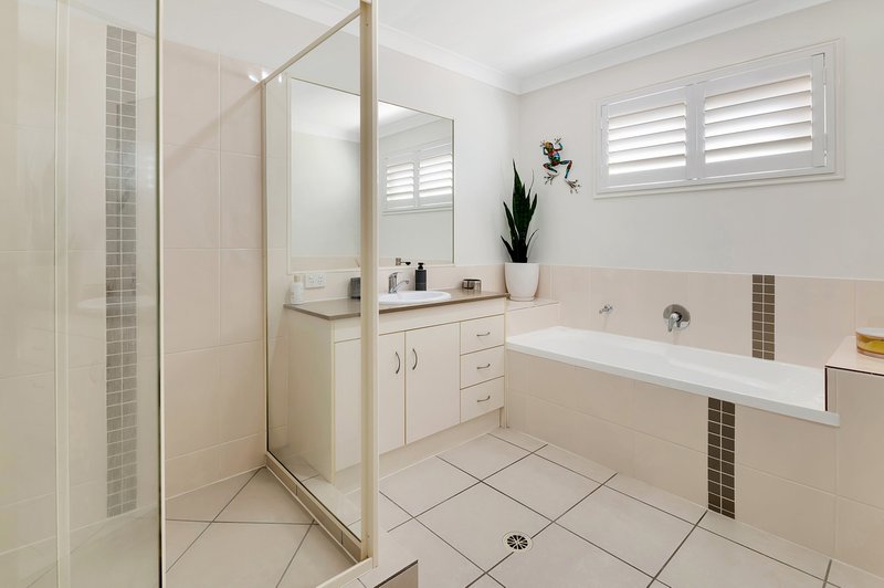 Photo - 16 Denise Drive, Upper Coomera QLD 4209 - Image 17