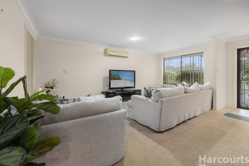 Photo - 16 Dennis Crescent, South West Rocks NSW 2431 - Image 4