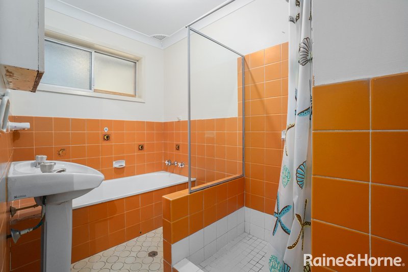 Photo - 16 Denzil Avenue, St Clair NSW 2759 - Image 4