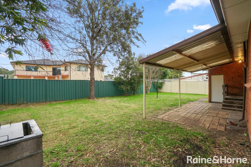 Photo - 16 Denzil Avenue, St Clair NSW 2759 - Image 5