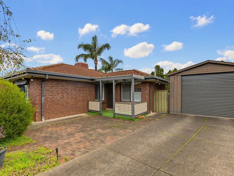 Photo - 16 Derek Crescent, Morphett Vale SA 5162 - Image 1