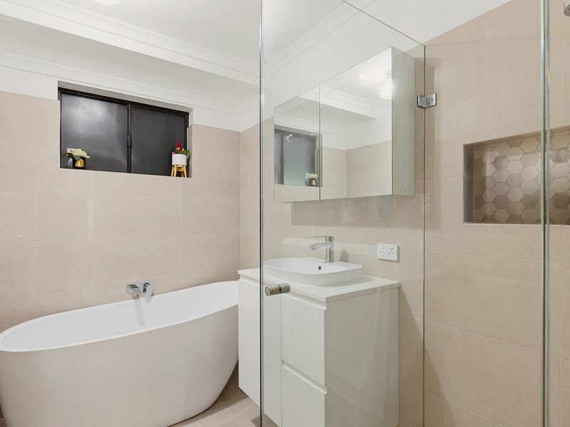 Photo - 16 Derek Crescent, Morphett Vale SA 5162 - Image 3