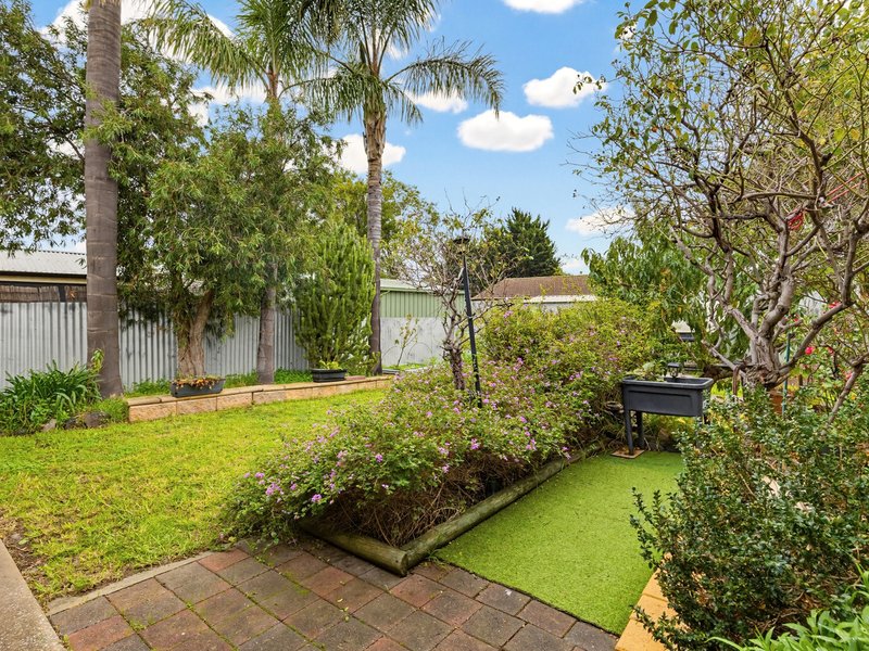 Photo - 16 Derek Crescent, Morphett Vale SA 5162 - Image 12