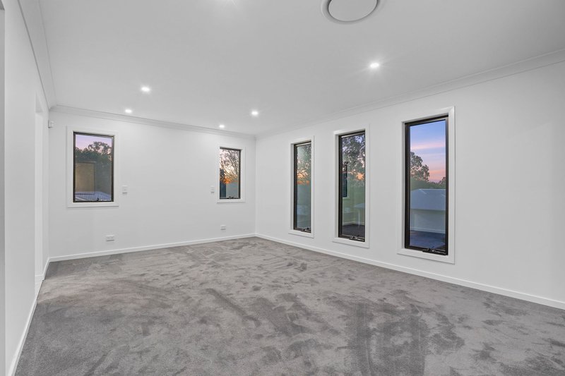 Photo - 16 Dewdrop Drive, Bahrs Scrub QLD 4207 - Image 9