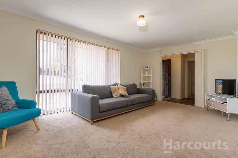 Photo - 16 Deyoung Road, Craigie WA 6025 - Image 2