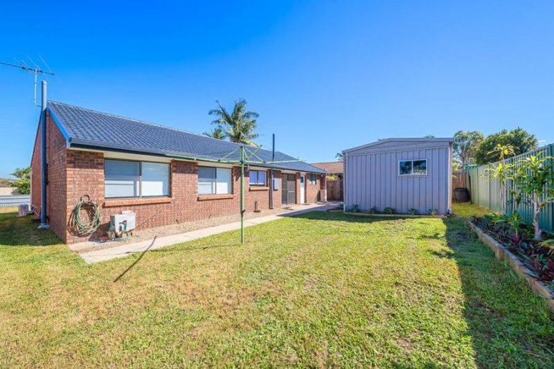 Photo - 16 Dianthus Avenue, Banksia Beach QLD 4507 - Image 11