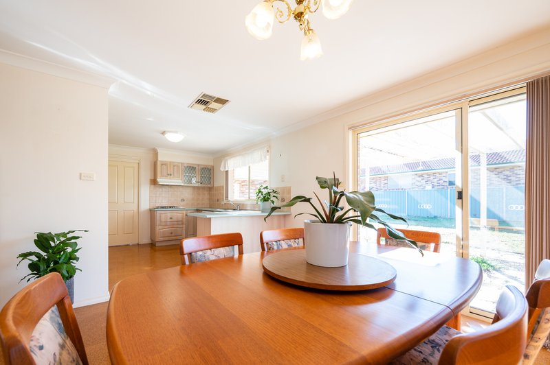 Photo - 16 Dickson Road, Griffith NSW 2680 - Image 9