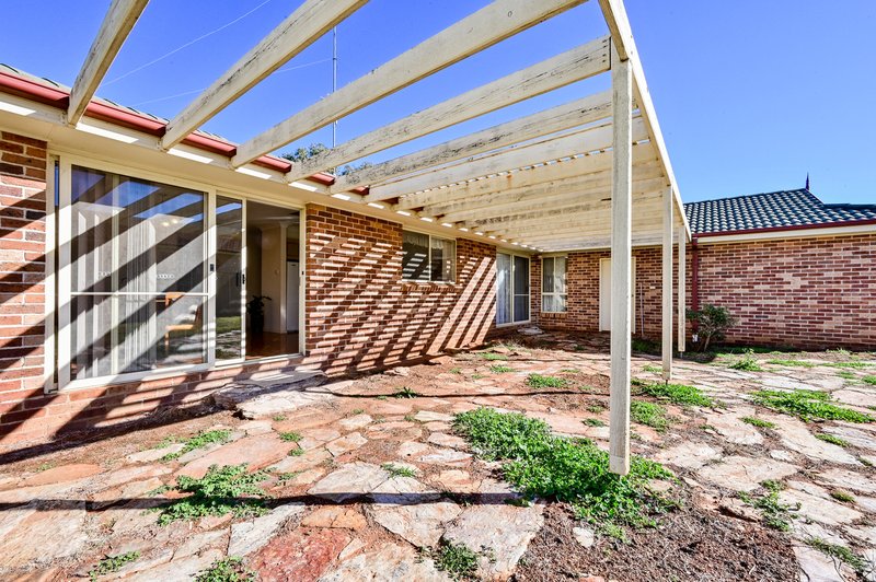 Photo - 16 Dickson Road, Griffith NSW 2680 - Image 16