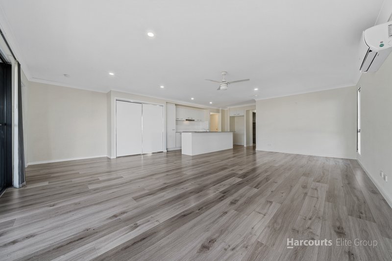 Photo - 16 Diddams Close, Redbank Plains QLD 4301 - Image 4