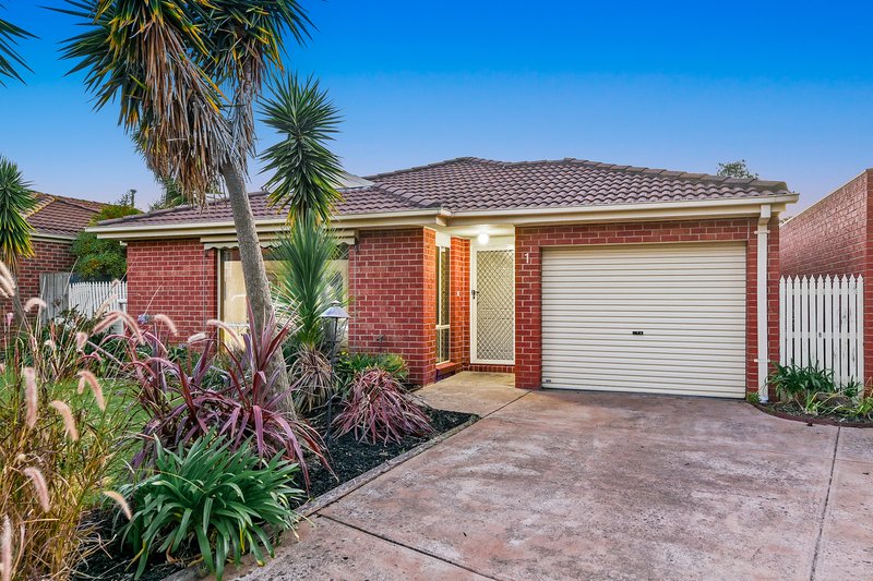 1/6 Dingle Court, Berwick VIC 3806