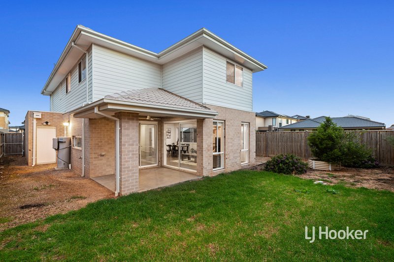 Photo - 16 Dingo Street, Point Cook VIC 3030 - Image 17