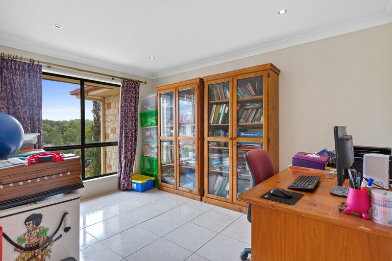 Photo - 16 Diorama Court, Eatons Hill QLD 4037 - Image 11