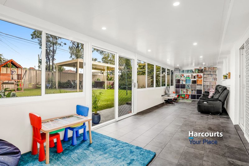 Photo - 16 Don Mills Avenue, Hebersham NSW 2770 - Image 4