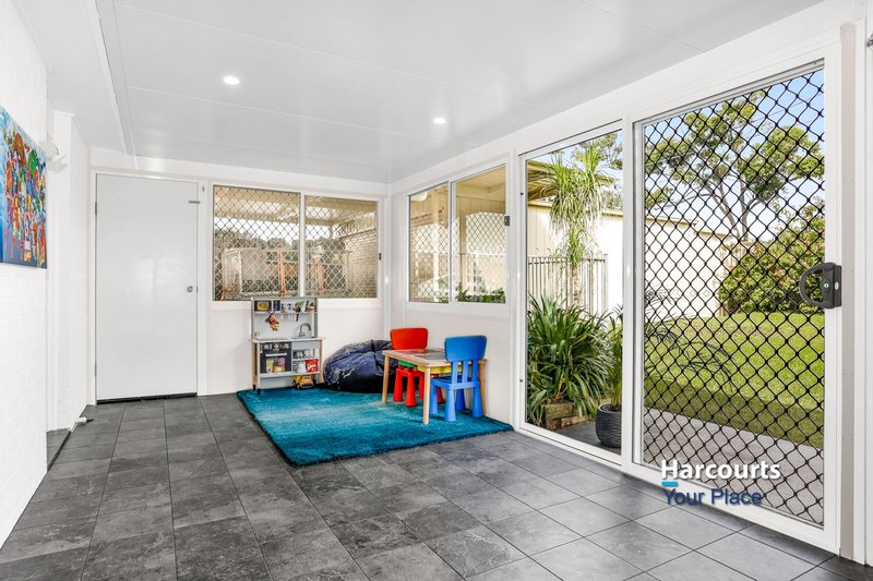 Photo - 16 Don Mills Avenue, Hebersham NSW 2770 - Image 6