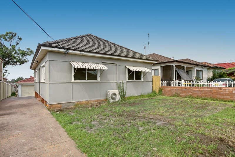 16 Donnelly St , Guildford NSW 2161